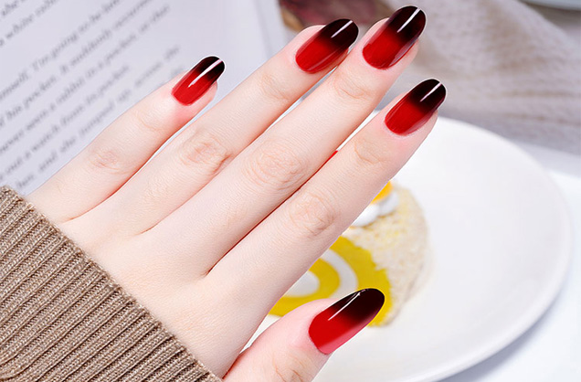 Comment sécher rapidement le vernis à ongles