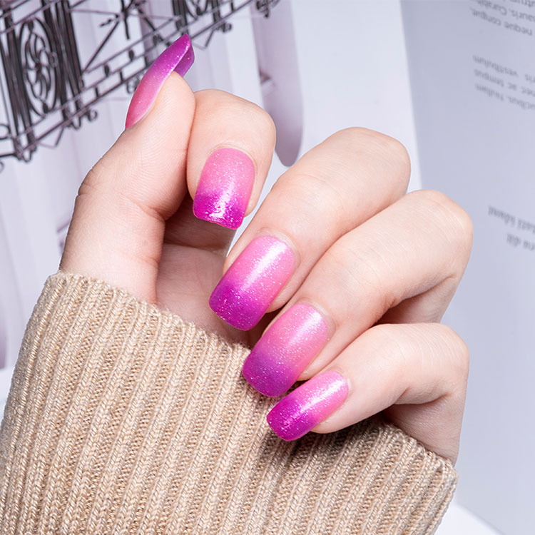 Vernis à ongles à changement de température d'humeur de couleur